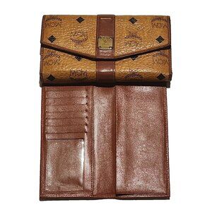 rare vintage MCM Leather Trifold Wallet with removeable card folio coin purse